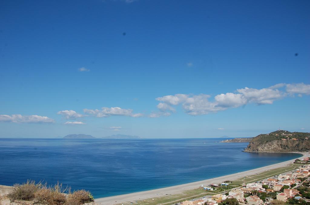 Castello Di Sotto Bed & Breakfast Milazzo Phòng bức ảnh
